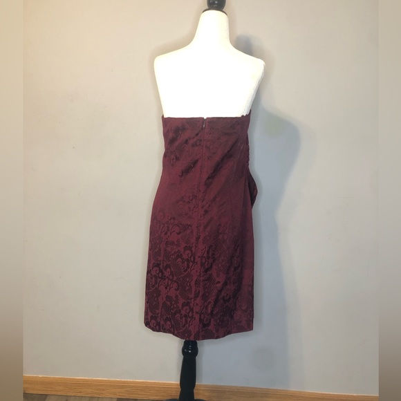 Paisley Print Pocketed Strapless Dress - Picture 12 of 13